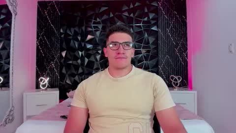 Snapshot of jeffdaltton chatting on 17, 12, 2025 Jeff online show from 17, 12, 2025