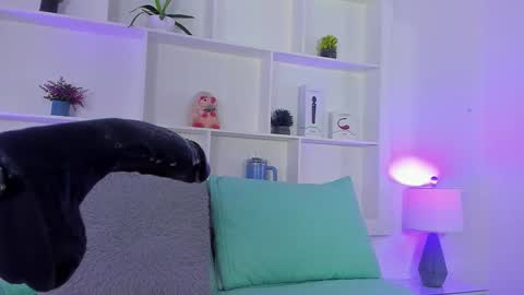 Snapshot of jehnmorris chatting on 7, 3, 2026 Jehn online show from 7, 3, 2026