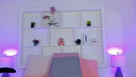 Snapshot of jehnmorris chatting on 12, 3, 2026 Jehn online show from 12, 3, 2026