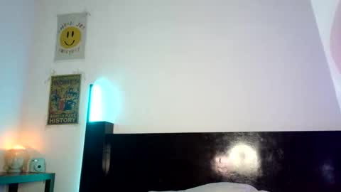 Snapshot of jeinsssgreys chatting on 21, 4, 2026 Greys online show from 21, 4, 2026