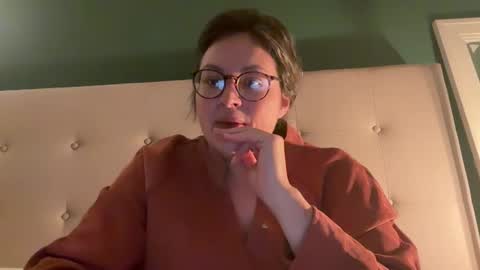 Snapshot of jellybeanin chatting on 16, 1, 2025 Jelli online show from 16, 1, 2025