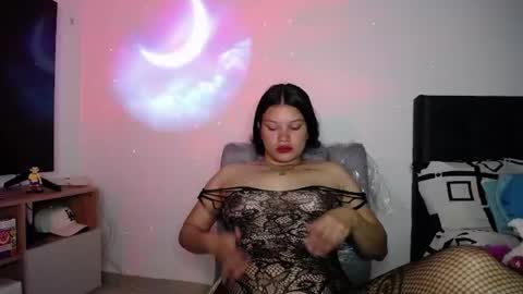 Snapshot of jem_sweet chatting on 19, 6, 2026 Soy Jem online show from 19, 6, 2026