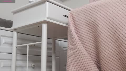 Jena  dont forget to thumbs up your rating is so important to me  online show from 6, 12, 2024