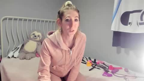 Snapshot of jenbydoll chatting on 13, 2, 2025 JenbyDoll online show from 13, 2, 2025