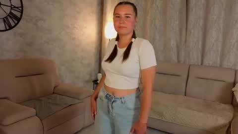 Snapshot of jenellhovden chatting on 24, 7, 2026 Shelly online show from 24, 7, 2026