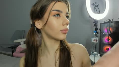 Dolly online show from 24, 1, 2025