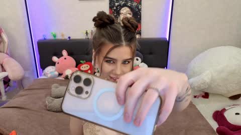 Dolly online show from 4, 10, 2025