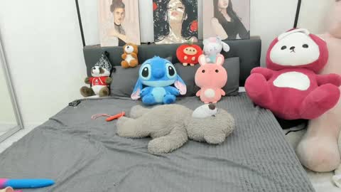 Snapshot of jenie_fire chatting on 26, 3, 2026 Dolly online show from 26, 3, 2026