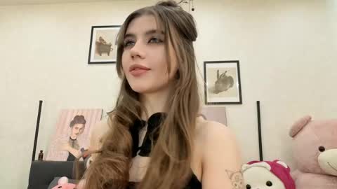 Snapshot of jenie_fire chatting on 21, 4, 2026 Dolly online show from 21, 4, 2026