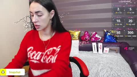 Snapshot of jeniferstone chatting on 16, 12, 2024 Kira online show from 16, 12, 2024