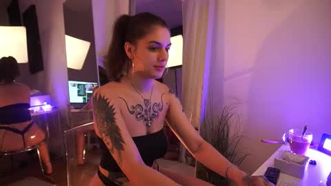 Snapshot of jeniffer_foxx chatting on 9, 9, 2025 jeniffer_foxx online show from 9, 9, 2025