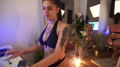 Snapshot of jeniffer_foxx chatting on 19, 9, 2025 jeniffer_foxx online show from 19, 9, 2025