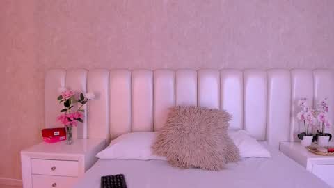 Samanta online show from 2, 12, 2025