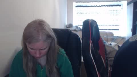 JenisAndPeter online show from 18, 4, 2026