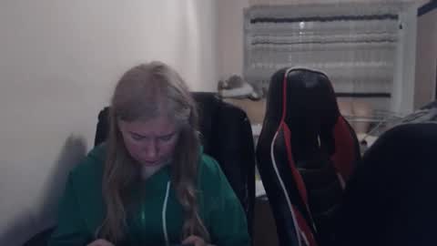 JenisAndPeter online show from 18, 4, 2026