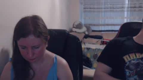 Snapshot of jenisandpeter chatting on 3, 7, 2026 JenisAndPeter online show from 3, 7, 2026