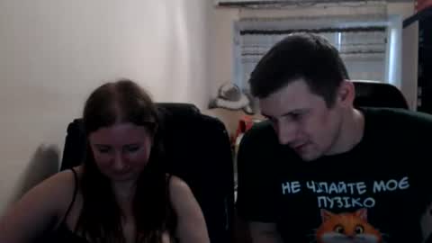 Snapshot of jenisandpeter chatting on 16, 7, 2026 JenisAndPeter online show from 16, 7, 2026