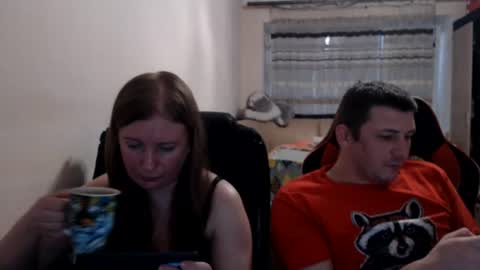 Snapshot of jenisandpeter chatting on 17, 7, 2026 JenisAndPeter online show from 17, 7, 2026