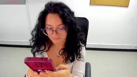 Snapshot of jenn_cg chatting on 21, 3, 2026 jenn online show from 21, 3, 2026