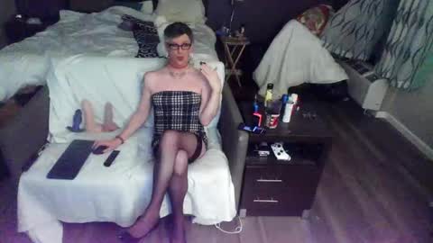 Jenna Cross online show from 18, 3, 2026