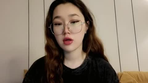 Snapshot of jennatyan chatting on 25, 6, 2026 JENNA online show from 25, 6, 2026
