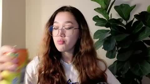 Snapshot of jennatyan chatting on 20, 7, 2026 JENNA online show from 20, 7, 2026