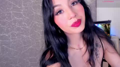 Jenner online show from 21, 12, 2025