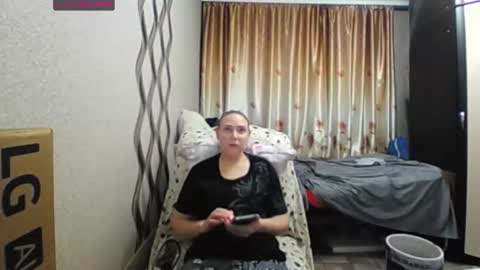 JenniDeep online show from 4, 12, 2025