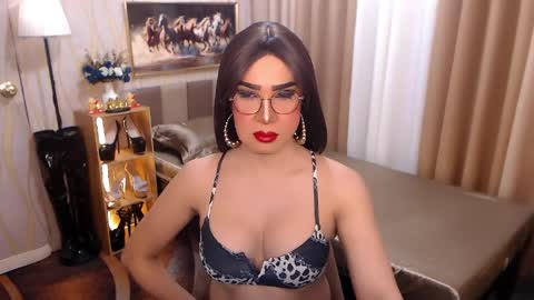 Snapshot of jenniegarcia chatting on 26, 4, 2026 jenniegarcia online show from 26, 4, 2026