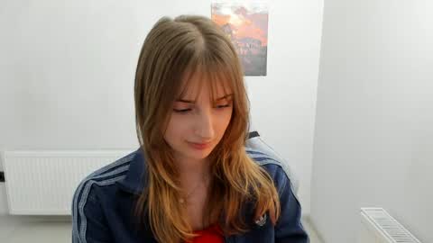 Snapshot of jenniestar chatting on 5, 4, 2026 Karla online show from 5, 4, 2026