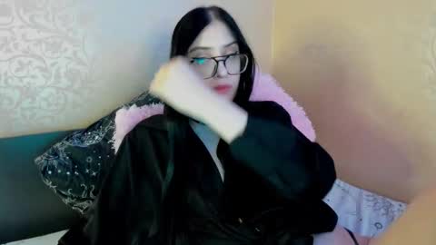 Snapshot of jennifeeeer chatting on 10, 11, 2025 Helen online show from 10, 11, 2025