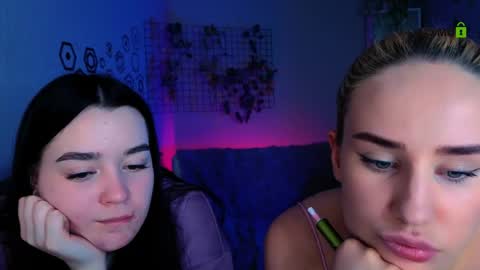 jennifer_sheil online show from 19, 4, 2026