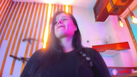 Jennifer vega  online show from 29, 10, 2025