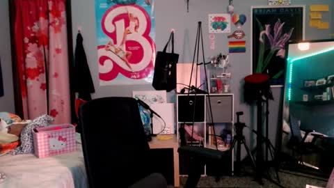 Snapshot of jennifergwen chatting on 11, 9, 2025 Jennifer Gwen online show from 11, 9, 2025