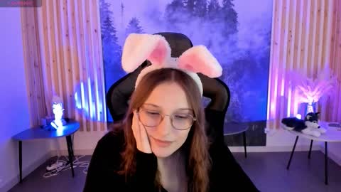 Snapshot of jenniferkiim chatting on 8, 11, 2025 jenniferkiim online show from 8, 11, 2025