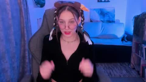 Snapshot of jenniferkiim chatting on 25, 11, 2025 jenniferkiim online show from 25, 11, 2025