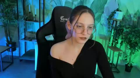 Snapshot of jenniferkiim chatting on 15, 12, 2025 jenniferkiim online show from 15, 12, 2025