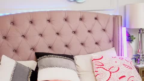 Snapshot of jenniferlovvex chatting on 11, 4, 2026 JenniferLovveX online show from 11, 4, 2026