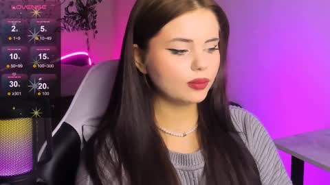 Jenni online show from 7, 12, 2024