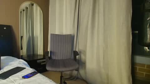 Jenn online show from 7, 2, 2025