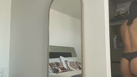 Jenn online show from 21, 11, 2025