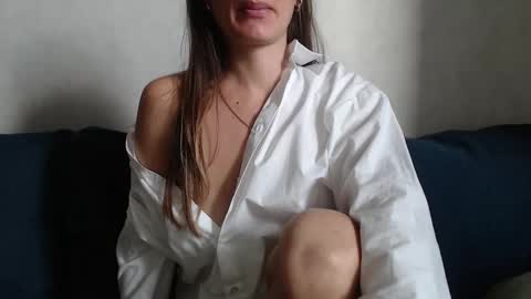 Snapshot of jennnamaaya chatting on 8, 10, 2025 Jenny online show from 8, 10, 2025