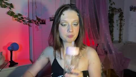 Jennifer Jenny Darling   online show from 12, 5, 2026
