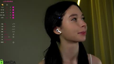 Snapshot of jenny_lylu chatting on 3, 10, 2025 Ori online show from 3, 10, 2025