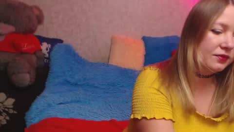 Snapshot of jenny_oliviawow chatting on 28, 11, 2025 All the most interesting in private. my room for my smile online show from 28, 11, 2025