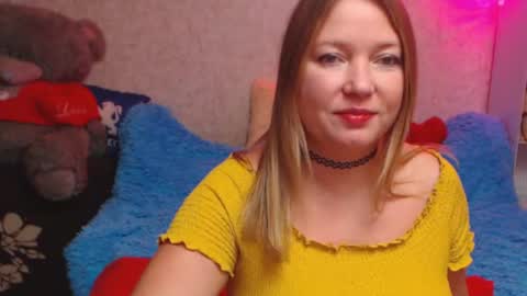 Snapshot of jenny_oliviawow chatting on 30, 11, 2025 All the most interesting in private. my room for my smile online show from 30, 11, 2025