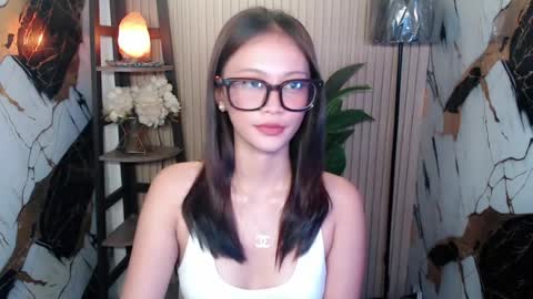 Snapshot of jenny_sweetgirlx chatting on 13, 7, 2026 jenny_sweetgirlx online show from 13, 7, 2026