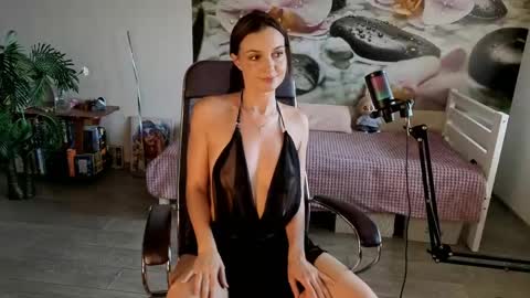 jennycutey online show from 8, 6, 2026
