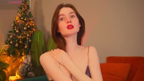 Snapshot of jennyfer_me chatting on 10, 1, 2026 jennyfer_me online show from 10, 1, 2026