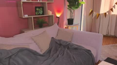 Snapshot of jennyfer_me chatting on 2, 5, 2026 jennyfer_me online show from 2, 5, 2026